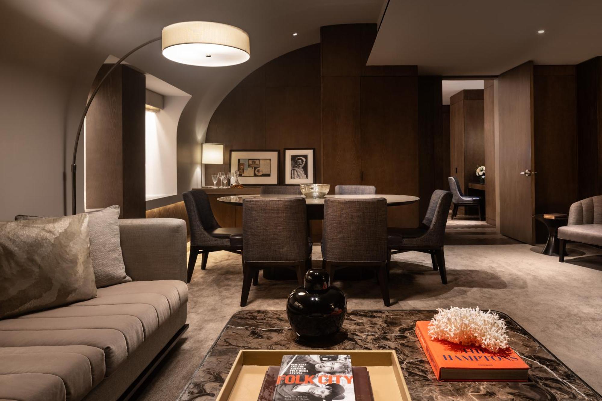 The Knickerbocker Hotel New York Bilik gambar Interior of a suite at The Ritz-Carlton, Hong Kong